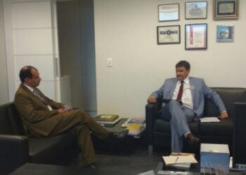 Wellington Dias pede liberação de voos para Parnaíba e São Raimundo Nonato