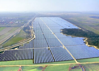 Empresa italiana investe R$ 1 bilhão e começa a construir no Piauí a  maior usina de energia solar da América Latina