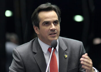 Ministro Edson Fachin autoriza abertura de inquérito contra Ciro Nogueira por corrupção e lavagem de dinheiro