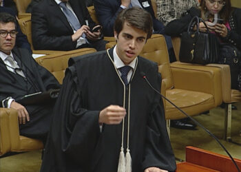 Advogado de 18 anos é o mais jovem do país a defender caso na tribuna do STF